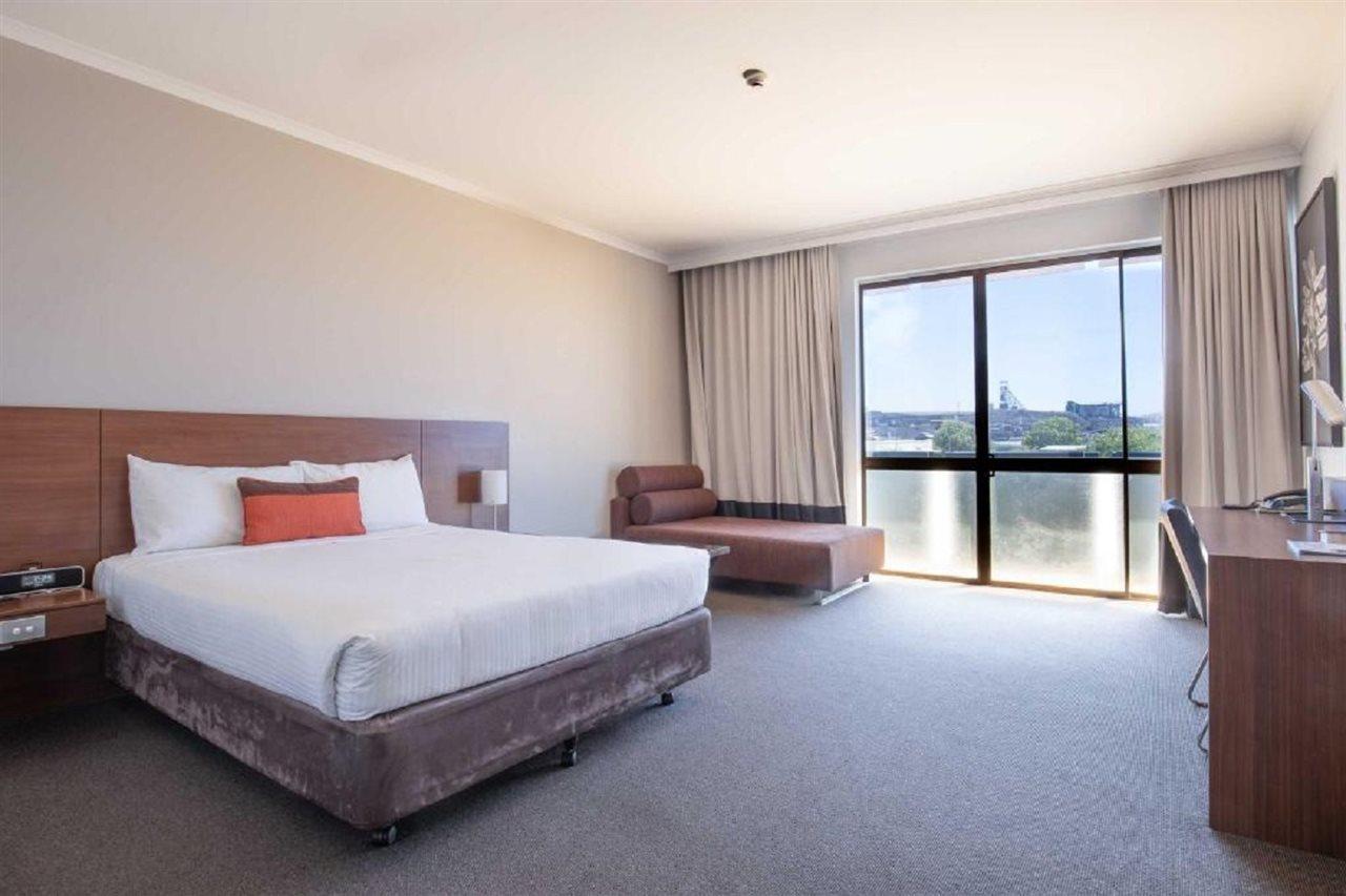 Ibis Styles Mt Isa Verona Mount Isa Exterior foto